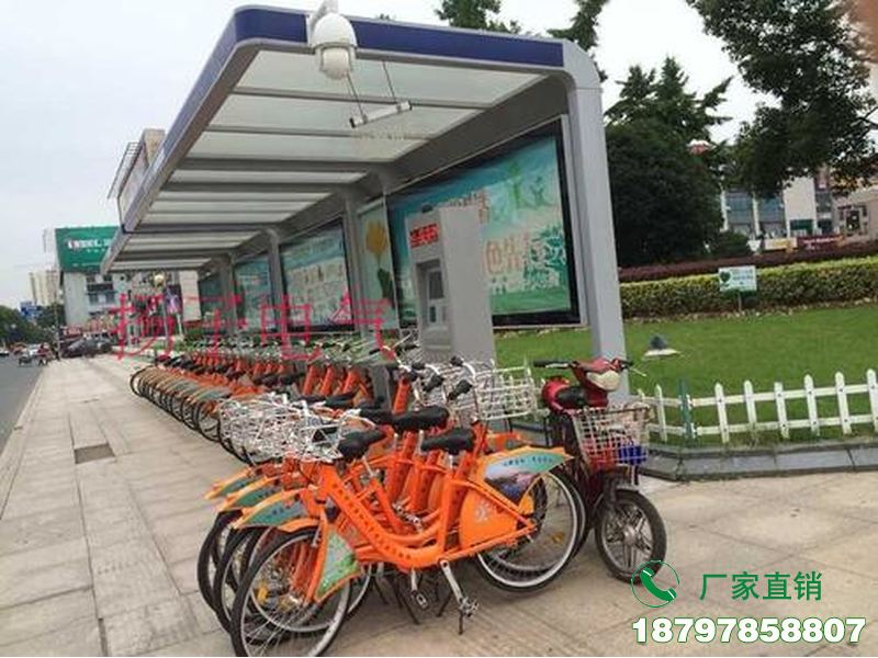 上海地铁站共享单车存放亭